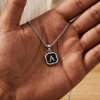 Initial Necklace "Signet"