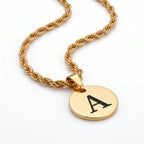 Initial Necklace "Medallion"